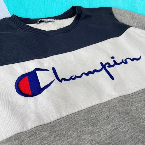 Vintage Champion Sweatshirt - Picture 2 of 4